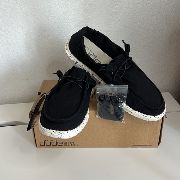 Hey Dude Shoes - Hey Dude Women’s Wendy Shoes